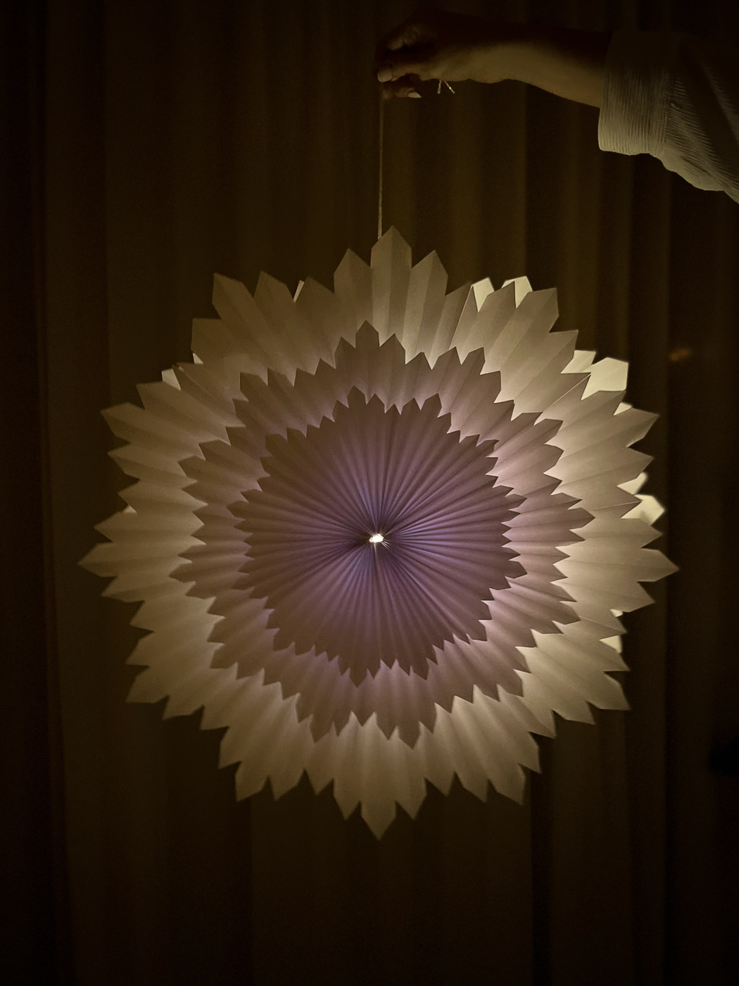 DIY Leuchtstern im dunkeln.