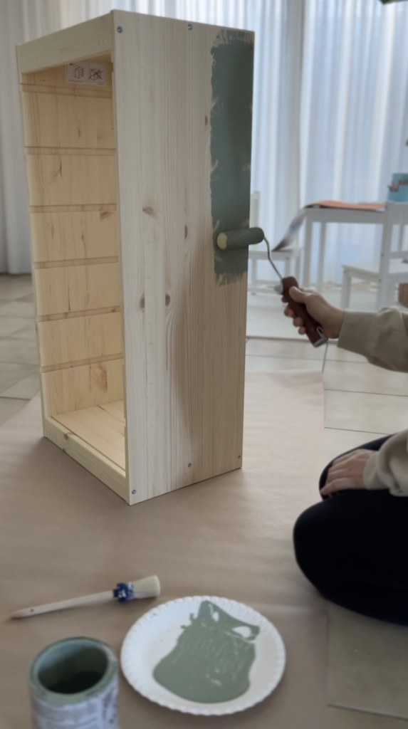 Trofast Regal streichen.